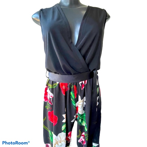 NEW COLLECTION One piece jumper, black/flowered - Picture 1 of 9